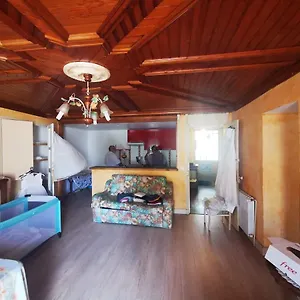  Appartement Les Hôtes De